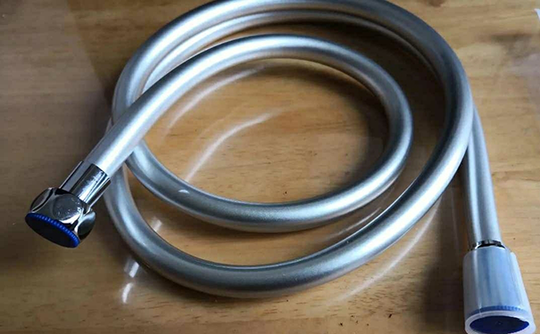 水管涂的銀粉是什么金屬?